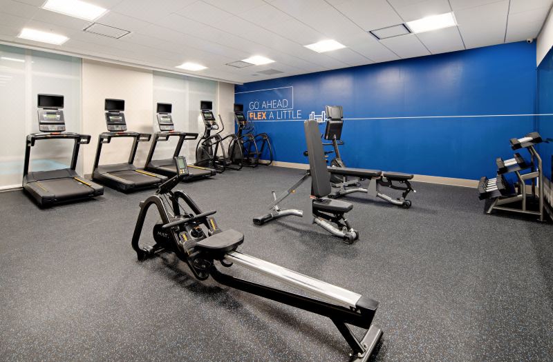 Holiday Inn Express & Suites Palm Desert - Millennium by IHG photo 3