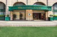 Hotel Plaza San Francisco Hotels near تل سانتا لوسيا