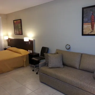 Hotel Nontue Abasto Buenos Aires โรงแรมใกล้ศูนย์การค้า Abasto Shopping