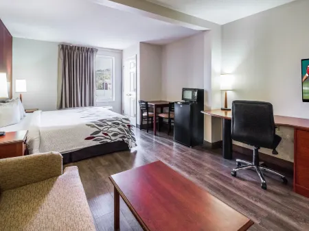 Red Roof Inn Etowah – Athens, TN