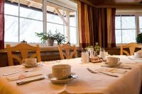 Alpin Panoramahotel Lärchenhof - breakfast