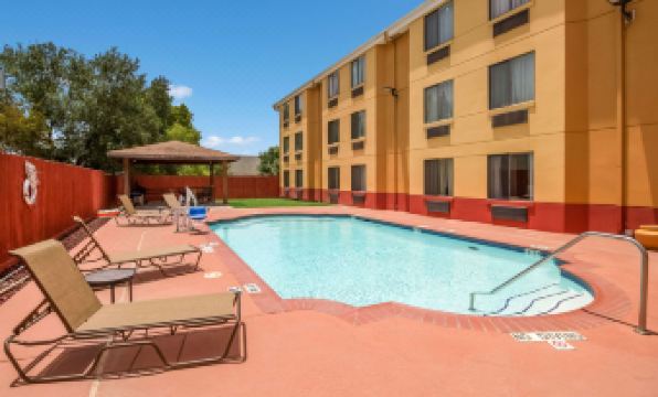 Quality Inn Baytown - Houston East
