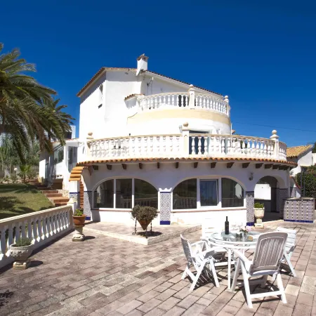 Villa Polonia Mouche