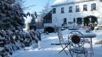 Hotel Feldmaus Отели в г. Ольцхайм