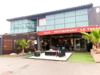 Le Trefle Hotels in Labarthe-sur-Lèze