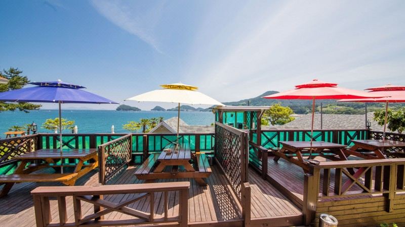 [남해 베네치아펜션의 해변 인접 사진]