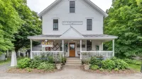 208 Village Gate Studio Bedroom Condo by RedAwning Hotels in Warren