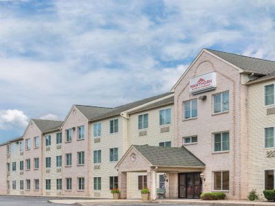 Lancaster Suites