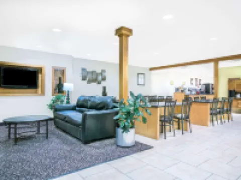 Microtel Inn & Suites by Wyndham Tomah Hoteles en Tomah