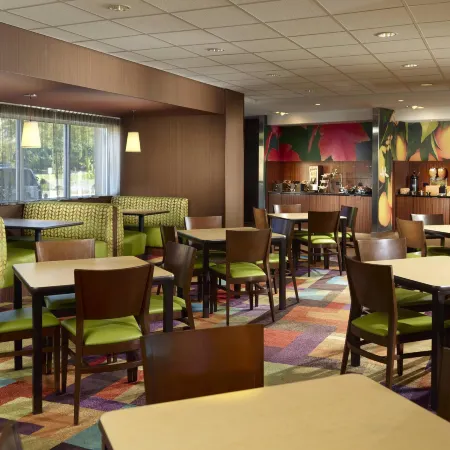 Fairfield Inn & Suites Fayetteville North