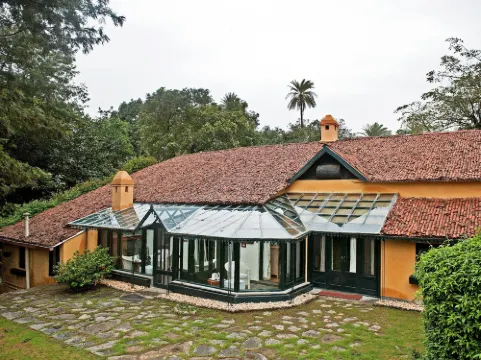 WelcomHeritage Connaught House