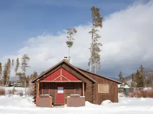Colorado Cabin Adventures