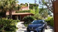 Il Giardino Delle Jacaranda Hotels in Talsano