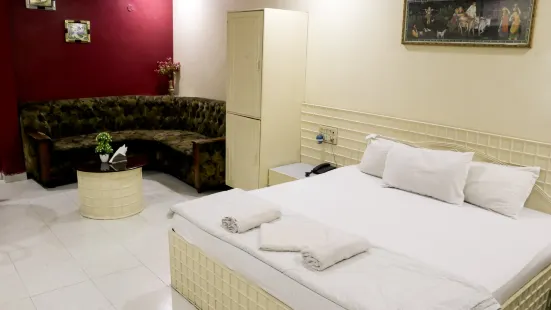 Hotel Center Point- Chhattisgarh