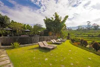 Sawah Indah Villa Hotel dekat Base Camp Gunung Agung Via Edelweis