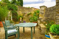 Marlborough Arms - parking