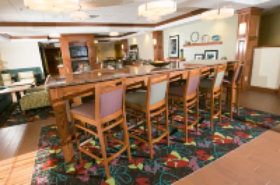 Hampton Inn Hadley-Amherst Area