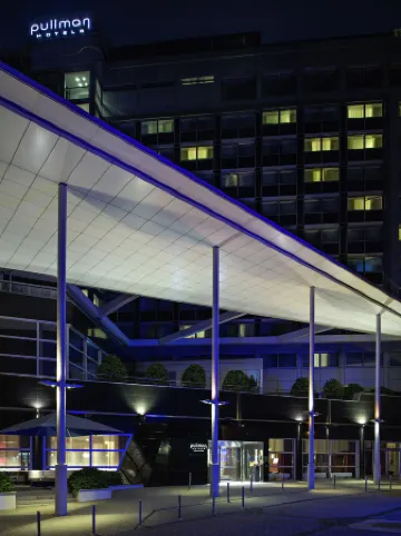 Pullman Cologne