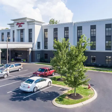 Hampton Inn White House