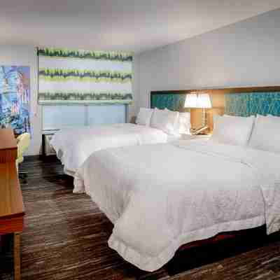 Hampton Inn Paramus Rooms