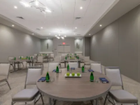艾米利亞島萬豪SpringHill Suites飯店 拿騷縣住宿飯店