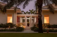 Azerai Ke Ga Bay Hotels near Gold Rock Beach Travel Park