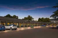 Best Western New Oregon - parking