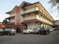 Merpati Hotel Hotels in 