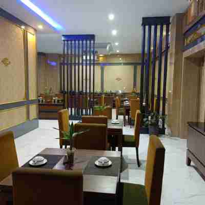 Wixel Hotel Kendari Dining/Meeting Rooms