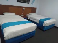 City Hotel Kendari Hotels in Mandonga