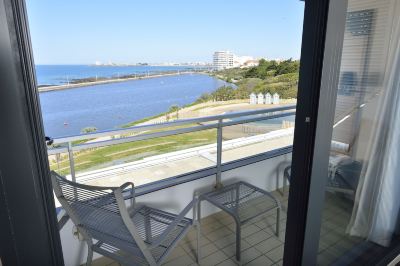 Classic Queen Room with Sofa Bed and Balcony and Sea View