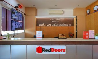 RedDoorz Plus @ Tran Phu