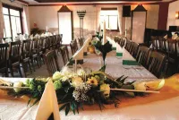 Landhotel Lindenhof Hotels in Grevenbroich