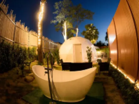 ปาป๊าคิวสวีท รีสอร์ท โรงแรมในร้อยเอ็ด