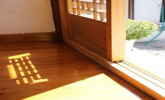 Manaedang Hanok Guesthouse