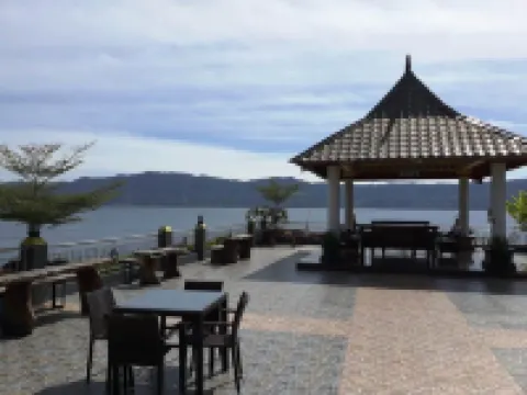 Samosir Cottages Resort Hoteles en Simanindo