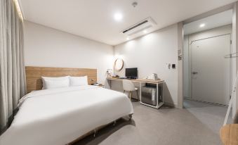 Anyang Beomgye Hotel Box