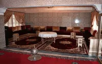 رياض أنادا - بيوت ضيافة