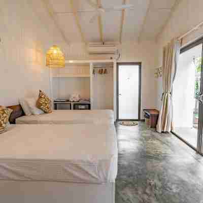 Global Surf Lodge Kabalana Rooms