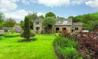 Cleveliot House Hotels in Craven