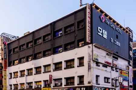 Ansan (Evergreen Tree) the Gray Отели рядом с достопримечательностью «Ansan Botanical Garden»