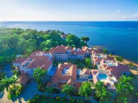Lawson Rock - Angelfish 100 Hotels near Sol Y mar