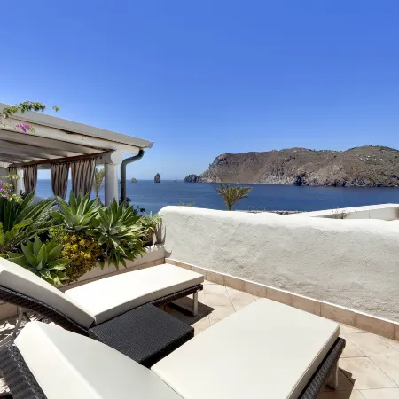 Therasia Resort Sea and Spa - the Leading Hotels of the World