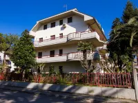 Magnolia Hotel a 