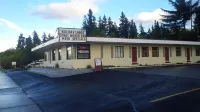 Holiday Lodge فنادق في بورت انجيليس