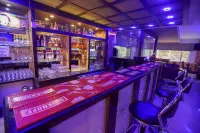 The Grand Shiva Resort and Spa - bar