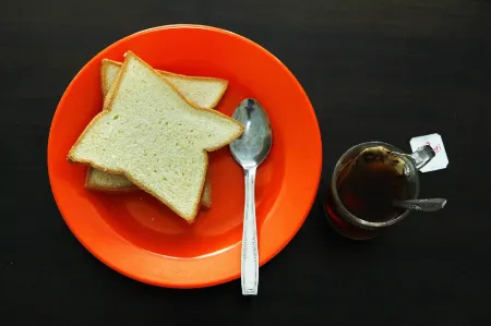 Griya Surya Hostel Отели в г. Grogol