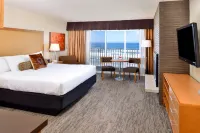 The Coho Oceanfront Lodge Hotels in Lincoln City