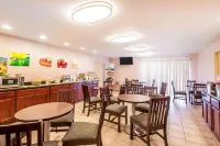 Quality Inn & Suites Vancouver - Hazel Dell - Breakfast