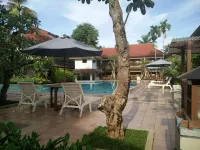 Pantai Indah Hotel Barat - pantai